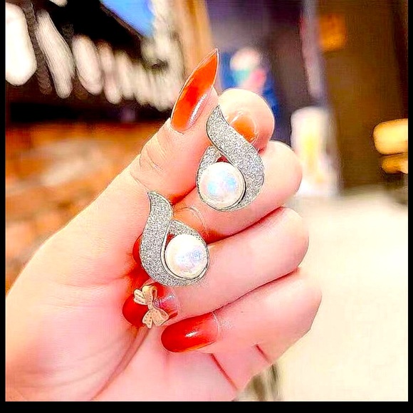 Cubic Zirconia Pearl Earrings - Picture 7 of 8